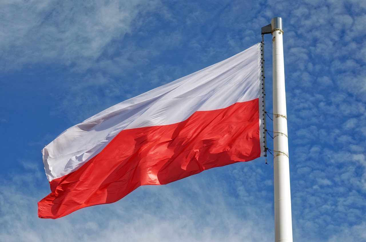 Zmiana słów hymnu
