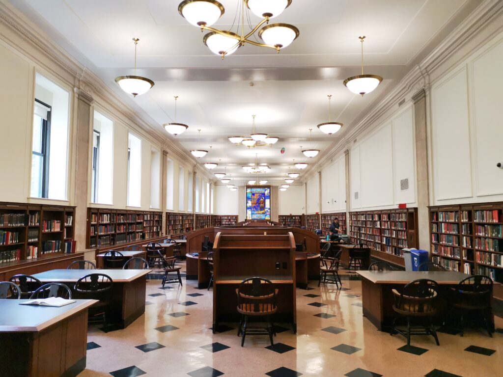 Studia prawnicze w trybie interaktywnym